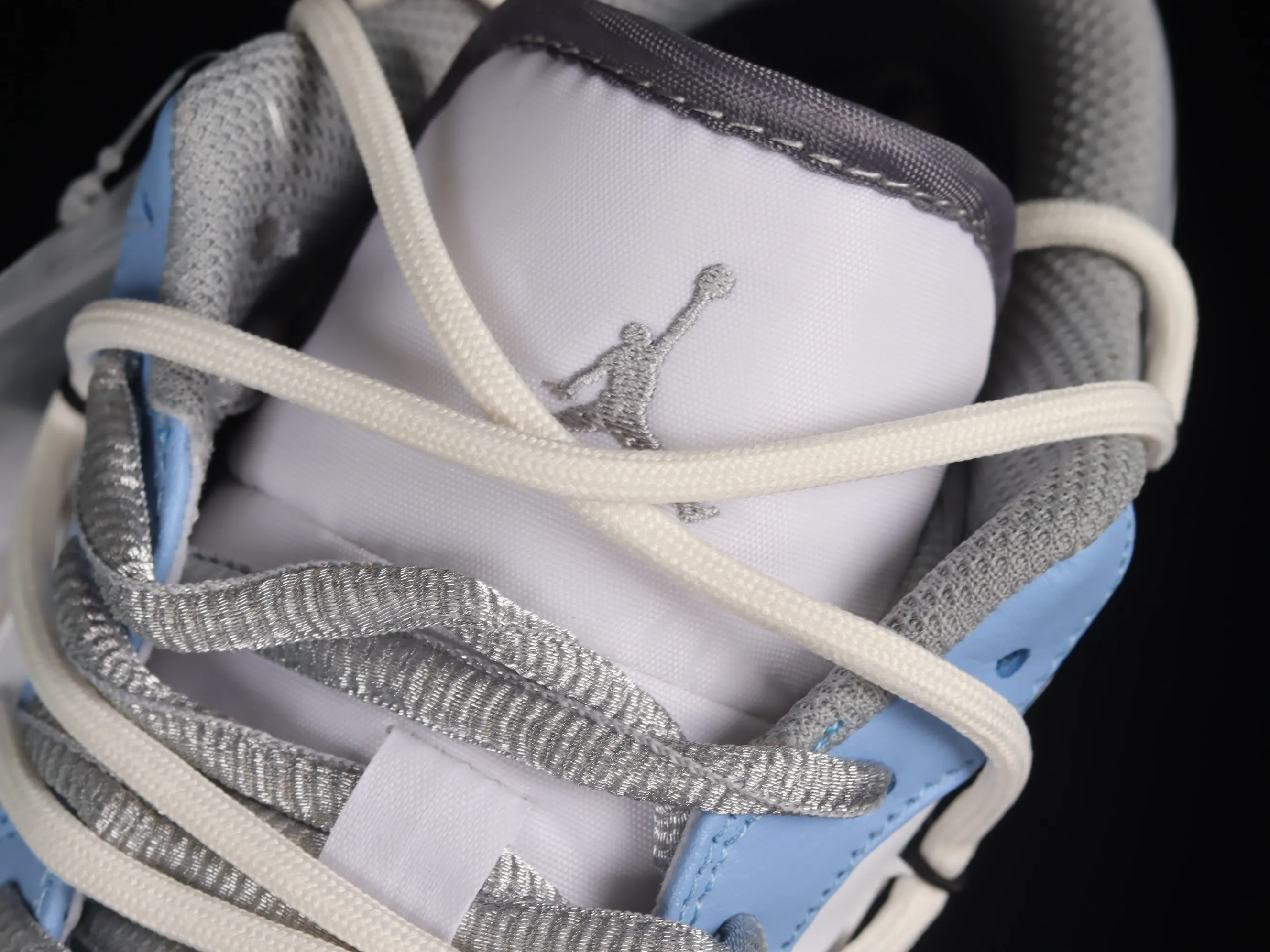All categories Air Jordan Jordan series basketball shoes Air Jordan 1 Low Z version Air Jordan 1 Low AJ1 Joe 1 customized version strap deconstruction sports culture basketball shoes 553558-053